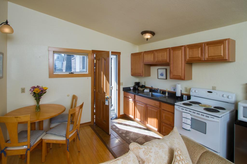 Sweetwater Inn And Spa Mendocino Ruang foto